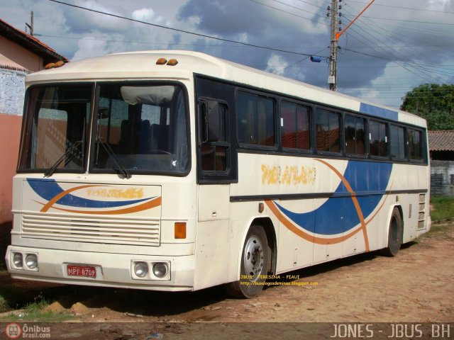 Ônibus Particulares  na cidade de Teresina, Piauí, Brasil, por Jones Bh. Número da foto: #414088.