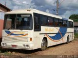 Ônibus Particulares  na cidade de Teresina, Piauí, Brasil, por Jones Bh. Número da foto: #414088.