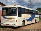 Ônibus Particulares  na cidade de Teresina, Piauí, Brasil, por Jones Bh. ID da foto: :id.