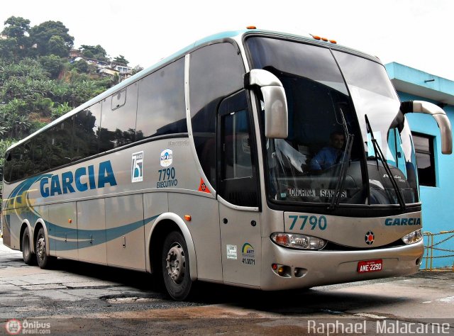 Viação Garcia 7790 na cidade de Santos, São Paulo, Brasil, por Raphael Malacarne. Número da foto: #416244.