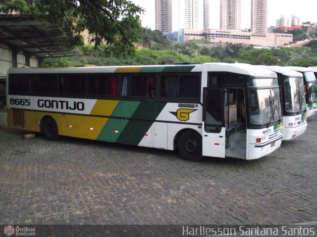 Empresa Gontijo de Transportes 8665 na cidade de Belo Horizonte, Minas Gerais, Brasil, por Harllesson Santana Santos. Número da foto: #417818.