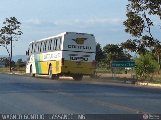 Empresa Gontijo de Transportes 10230 na cidade de Lassance, Minas Gerais, Brasil, por Wagner Gontijo Várzea da Palma-mg. ID da foto: 419879.