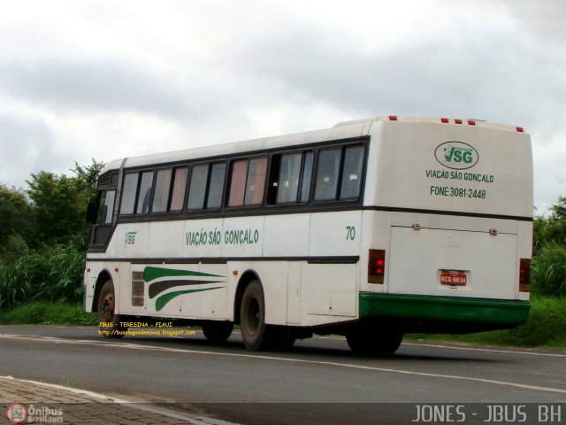 Viação São Gonçalo 70 na cidade de Teresina, Piauí, Brasil, por Jones Bh. Número da foto: #421888.