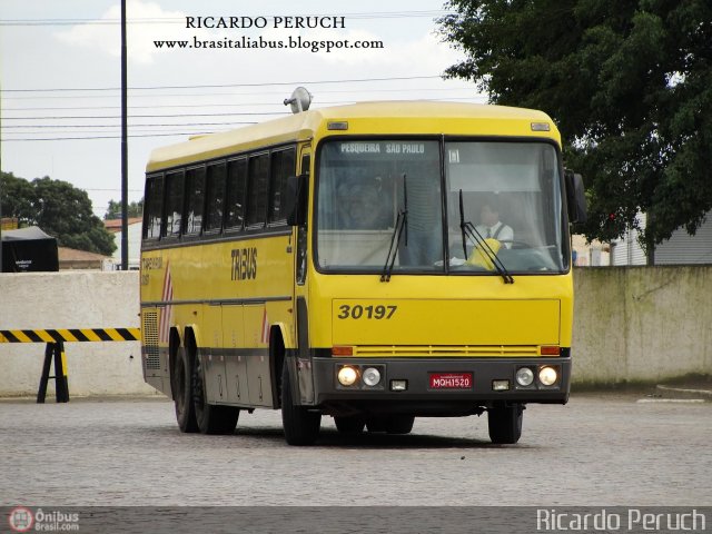 Viação Itapemirim 30197 na cidade de Vitória da Conquista, Bahia, Brasil, por Ricardo Peruch. ID da foto: 425259.