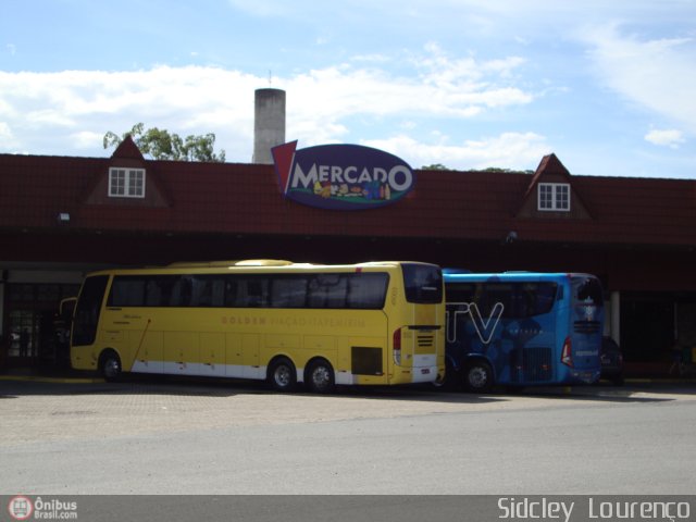 Viação Itapemirim 49003 na cidade de Resende, Rio de Janeiro, Brasil, por Sidcley Lourenço. Número da foto: #425422.
