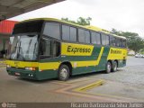 Expresso Brasileiro 9011 na cidade de Guaratinguetá, São Paulo, Brasil, por Ricardo Barboza da Silva Júnior. Número da foto: #:id.