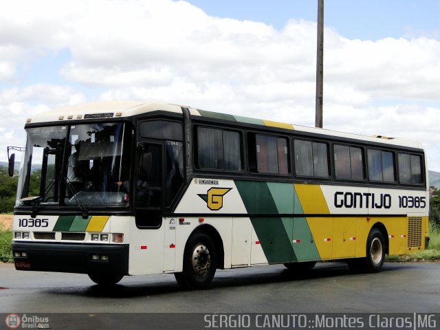 Empresa Gontijo de Transportes 10385 na cidade de Montes Claros, Minas Gerais, Brasil, por Sérgio Augusto Braga Canuto. ID da foto: 430018.