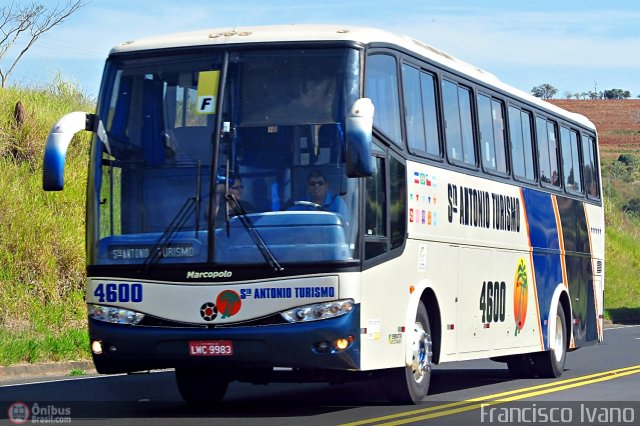 Santo Antônio Turismo 4600 na cidade de Echaporã, São Paulo, Brasil, por Francisco Ivano. Número da foto: #436606.