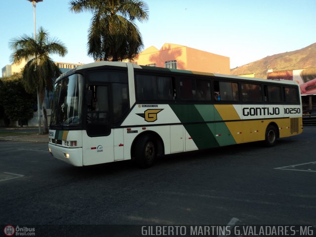 Empresa Gontijo de Transportes 10250 na cidade de Governador Valadares, Minas Gerais, Brasil, por Gilberto Martins. ID da foto: 437058.