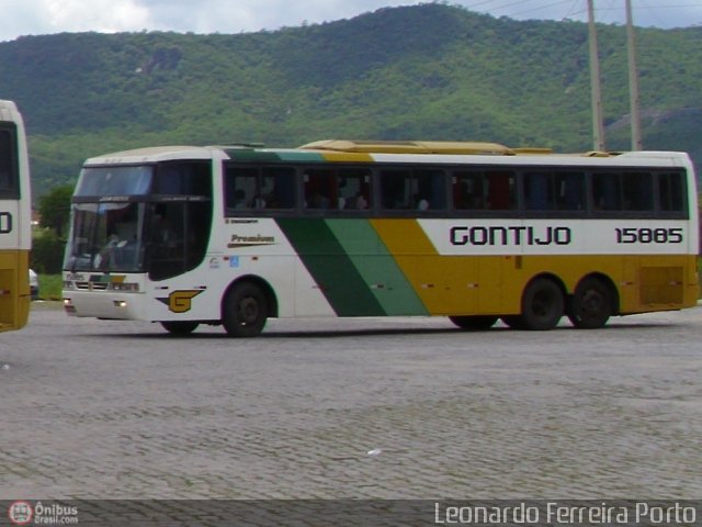 Empresa Gontijo de Transportes 15885 na cidade de Itaobim, Minas Gerais, Brasil, por Leonardo Ferreira Porto. ID da foto: 407118.