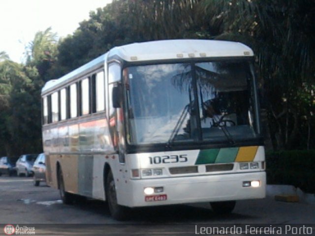 Empresa Gontijo de Transportes 10235 na cidade de Vitória da Conquista, Bahia, Brasil, por Leonardo Ferreira Porto. ID da foto: 410146.