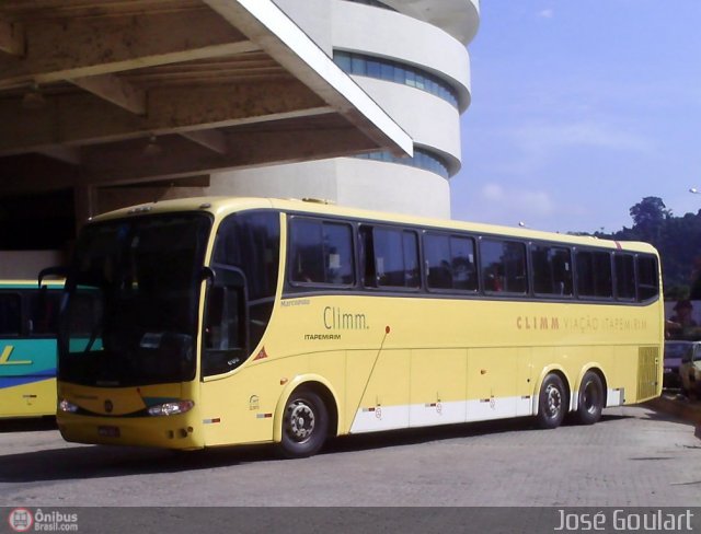 Viação Itapemirim 8115 na cidade de Muriaé, Minas Gerais, Brasil, por José Goulart. Número da foto: #410638.