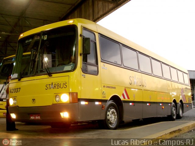 Viação Itapemirim 42037 na cidade de Campos dos Goytacazes, Rio de Janeiro, Brasil, por Lucas  Ribeiro. Número da foto: #411264.