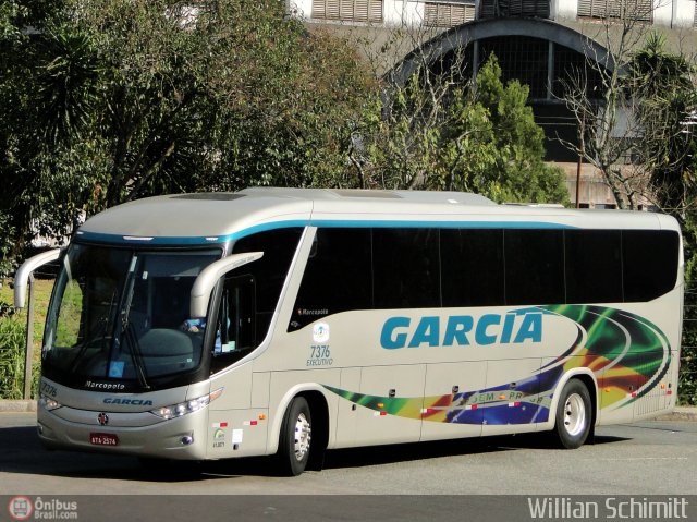 Viação Garcia 7376 na cidade de Curitiba, Paraná, Brasil, por Willian Schimitt. ID da foto: 458430.