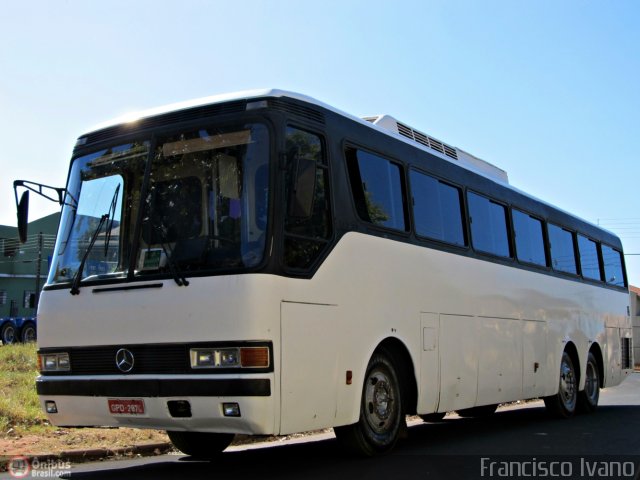 Ônibus Particulares  na cidade de Paraguaçu Paulista, São Paulo, Brasil, por Francisco Ivano. Número da foto: #438635.