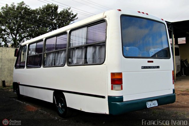 Ônibus Particulares  na cidade de Assis, São Paulo, Brasil, por Francisco Ivano. Número da foto: #438688.