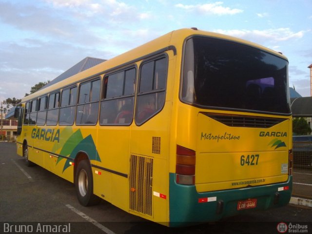 Viação Garcia 6427 na cidade de Rolândia, Paraná, Brasil, por Bruno Amaral. Número da foto: #460403.