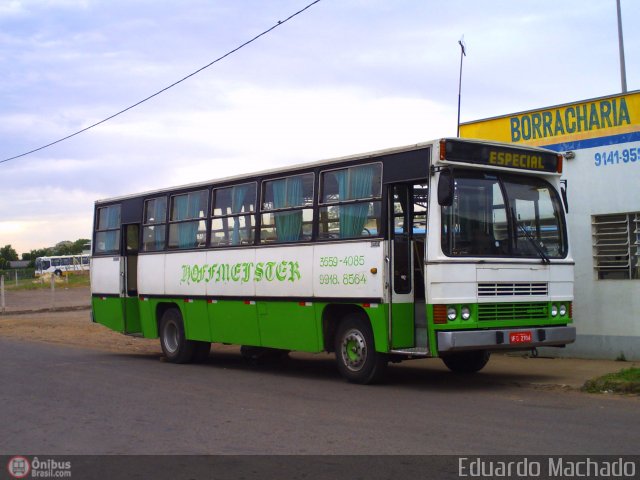 Hoffmetscer 2106 na cidade de Sapiranga, Rio Grande do Sul, Brasil, por Eduardo Machado. Número da foto: #461577.