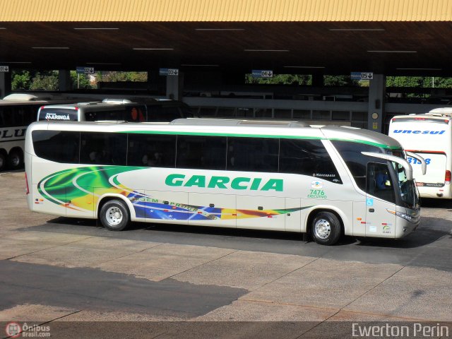 Viação Garcia 7476 na cidade de Foz do Iguaçu, Paraná, Brasil, por Ewerton Perin. Número da foto: #462459.