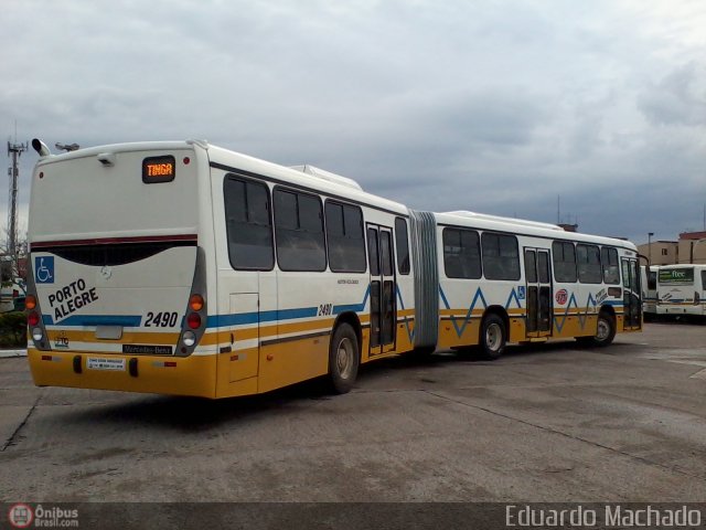 Restinga Transportes Coletivos 2490 na cidade de Porto Alegre, Rio Grande do Sul, Brasil, por Eduardo Machado. ID da foto: 463835.