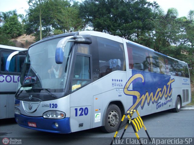 Smart Turismo e Fretamento 120 na cidade de Aparecida, São Paulo, Brasil, por Luiz Krolman. Número da foto: #466490.