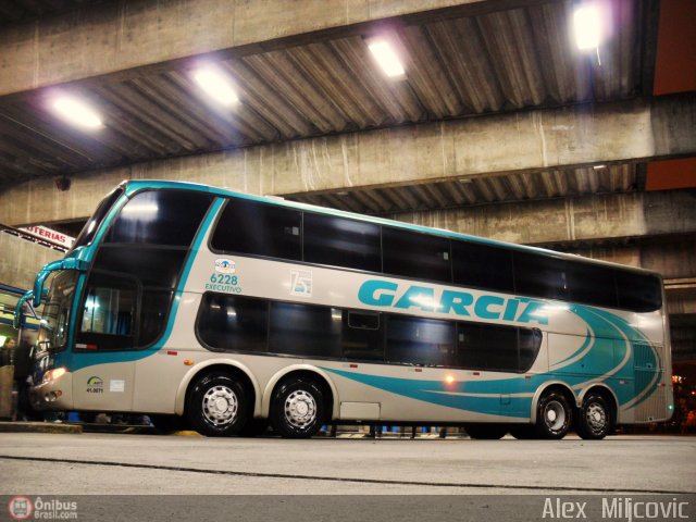 Viação Garcia 6228 na cidade de Curitiba, Paraná, Brasil, por Alex  Claudino. Número da foto: #466274.