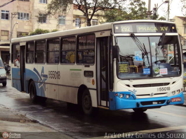 Transporte Estrela Azul B55018 na cidade de Rio de Janeiro, Rio de Janeiro, Brasil, por André Luiz Gomes de Souza. Número da foto: #470363.