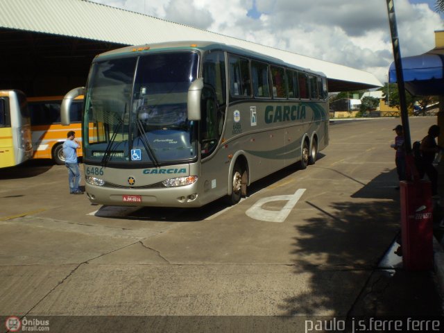 Viação Garcia 6486 na cidade de Maringá, Paraná, Brasil, por Paulo J. S. Ferre. Número da foto: #439673.