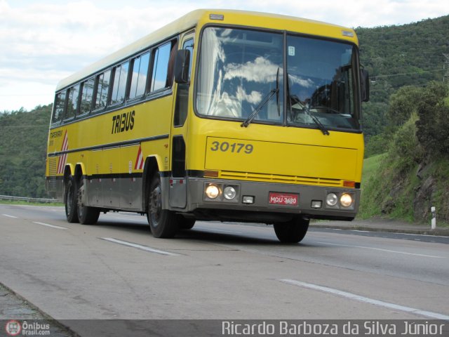 Viação Itapemirim 30179 na cidade de Petrópolis, Rio de Janeiro, Brasil, por Ricardo Barboza da Silva Júnior. Número da foto: #441333.