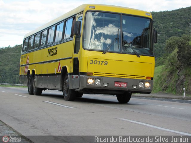 Viação Itapemirim 30179 na cidade de Petrópolis, Rio de Janeiro, Brasil, por Ricardo Barboza da Silva Júnior. ID da foto: 441333.