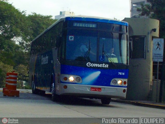 Viação Cometa 7614 na cidade de São Paulo, São Paulo, Brasil, por Paulo Ricardo. ID da foto: 487886.