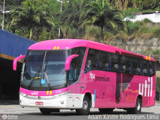 UTIL - União Transporte Interestadual de Luxo 7104 na cidade de Santos, São Paulo, Brasil, por Adam Xavier Rodrigues Lima. Número da foto: #487538.