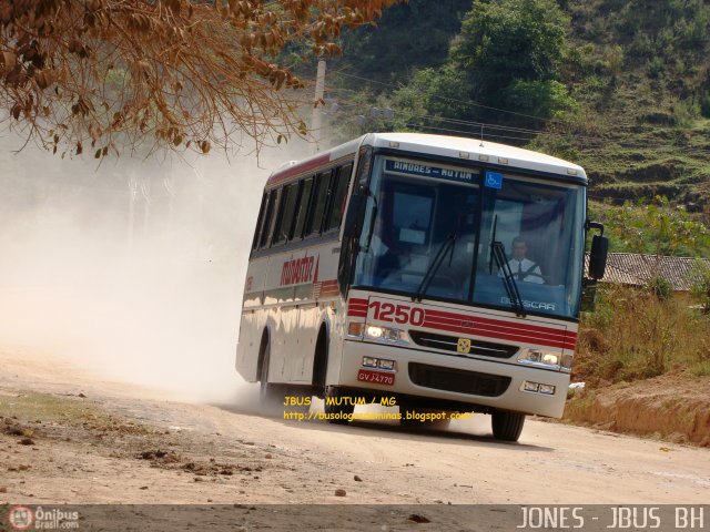 Minastur 1250 na cidade de Mutum, Minas Gerais, Brasil, por Jones Bh. Número da foto: #491082.
