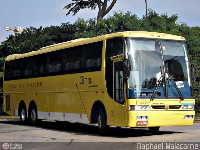 Viação Itapemirim 44069 na cidade de São Paulo, São Paulo, Brasil, por Raphael Malacarne. Número da foto: #474965.