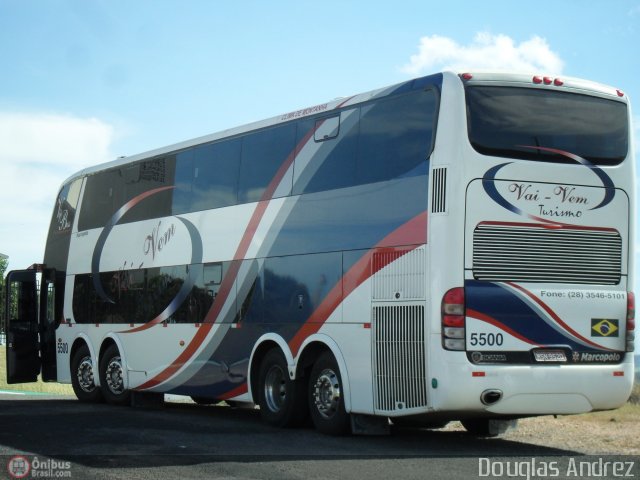 Vai-Vem Turismo 5500 na cidade de Trindade, Goiás, Brasil, por Douglas Andrez. Número da foto: #475356.