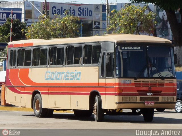 Auto Viação Goianésia 118003-1 na cidade de Goiânia, Goiás, Brasil, por Douglas Andrez. Número da foto: #499969.