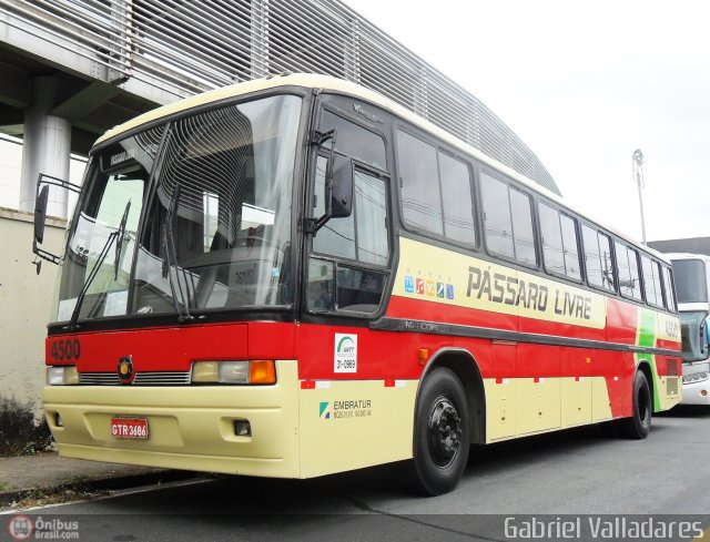 Viação Pássaro Livre 4500 na cidade de Belo Horizonte, Minas Gerais, Brasil, por Gabriel Valladares. Número da foto: #508888.