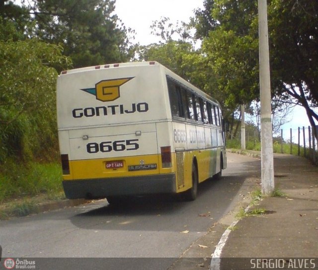 Empresa Gontijo de Transportes 8665 na cidade de Nova Lima, Minas Gerais, Brasil, por Sergio Alves. ID da foto: 511788.