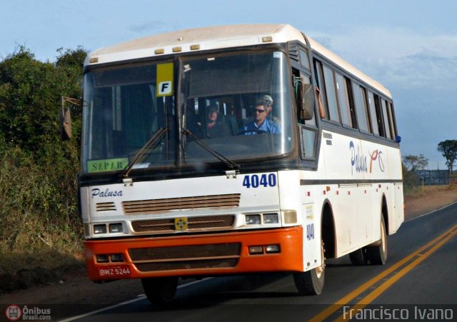 Empresa de Turismo Palusa 4040 na cidade de Assis, São Paulo, Brasil, por Francisco Ivano. Número da foto: #483539.