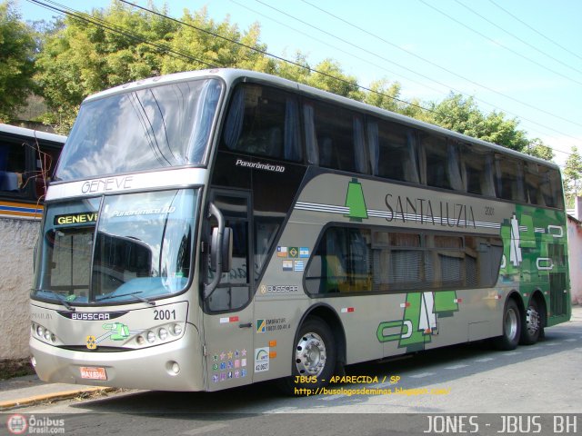 Santa Luzia Transporte e Turismo - Geneve Turismo 2001 na cidade de Aparecida, São Paulo, Brasil, por Jones Bh. Número da foto: #484306.