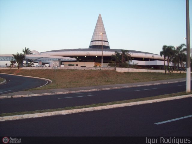 Terminais Rodoviários e Urbanos MARíLIA-SP na cidade de Marília, São Paulo, Brasil, por Igor  Rodrigues. Número da foto: #527096.