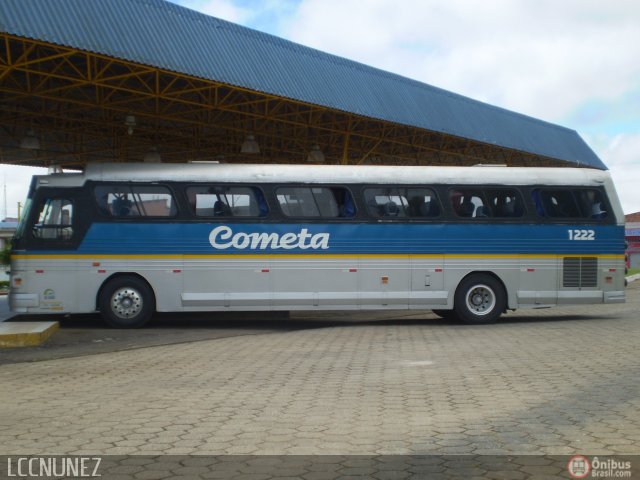Viação Cometa 1222 na cidade de São Miguel Arcanjo, São Paulo, Brasil, por Luis Nunez. Número da foto: #530700.