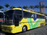 Thajuí Turismo 220 na cidade de Aparecida, São Paulo, Brasil, por Luiz Krolman. Número da foto: #530720.