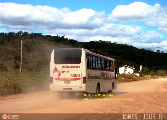 Minastur 1250 na cidade de Mutum, Minas Gerais, Brasil, por Jones Bh. Número da foto: #533455.