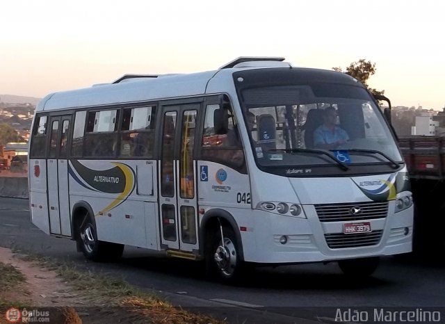 Cooperseltta - Cooperativa Setelagoana de Turismo e Transporte Alternativo 042 na cidade de Belo Horizonte, Minas Gerais, Brasil, por Adão Raimundo Marcelino. Número da foto: #538064.