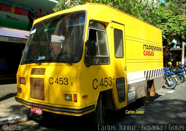 Viação Itapemirim C 453 na cidade de Goiânia, Goiás, Brasil, por Carlos Júnior. ID da foto: 538195.