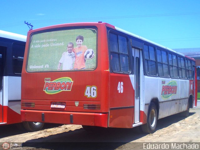 Viação Perboni 46 na cidade de Parobé, Rio Grande do Sul, Brasil, por Eduardo Machado. Número da foto: #516037.