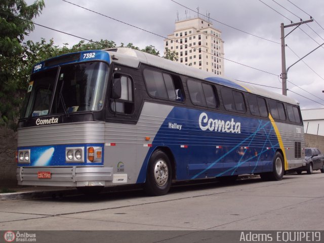 Viação Cometa 7392 na cidade de São Paulo, São Paulo, Brasil, por Adems  Equipe 19. ID da foto: 516857.