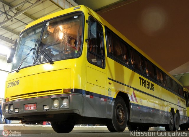 Viação Itapemirim 20509 na cidade de Belo Horizonte, Minas Gerais, Brasil, por César Ônibus. ID da foto: 542991.