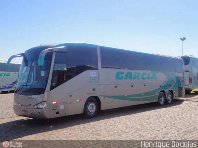 Viação Garcia 7242 na cidade de Londrina, Paraná, Brasil, por Henrique Douglas. Número da foto: #542588.